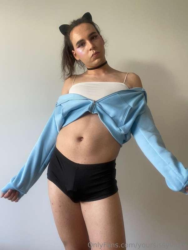 yoursissyvicky image #3