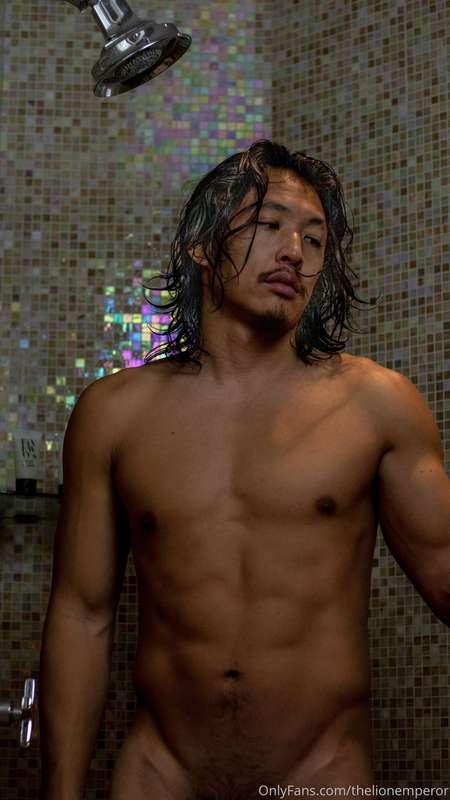 Shower time is always a fun time. Wish I had this fancy of a..