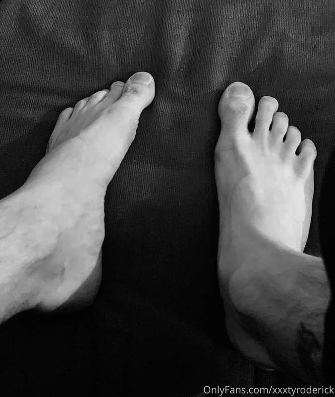 Been getting a lot of feet requests.....who wants more foot ..