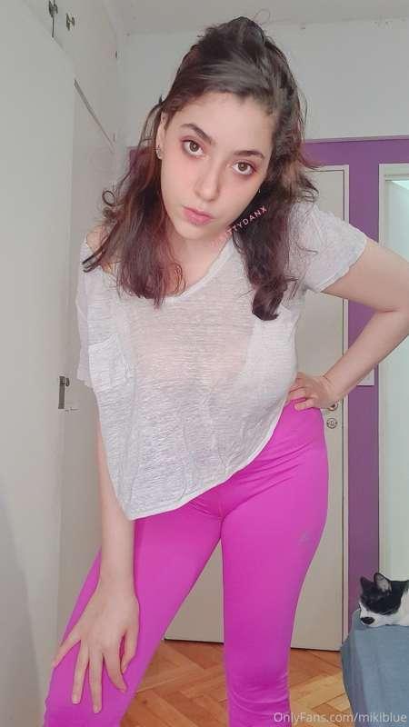 [19 pics] I know those are some lousy leggings and judging b..