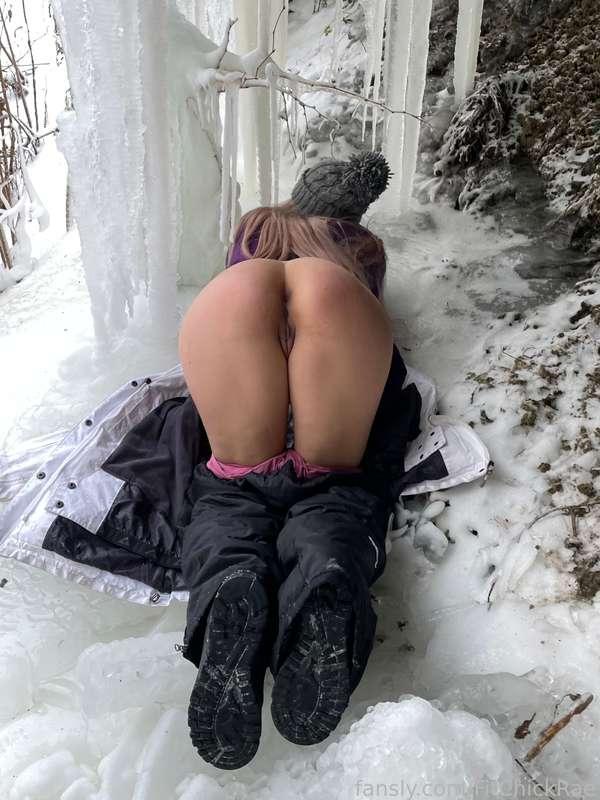 fitchickrae image #2