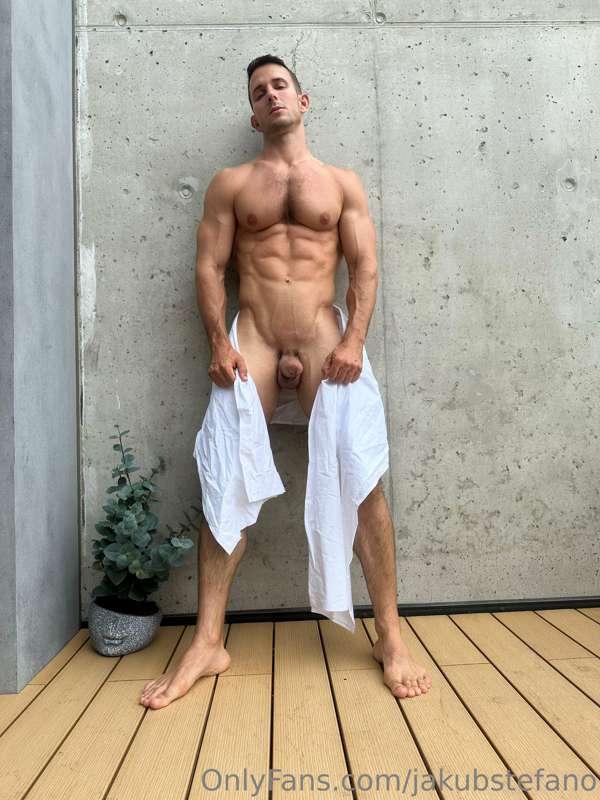 Chilling after Sauna 💦
Crazy week behind me 🫣 here in prague..