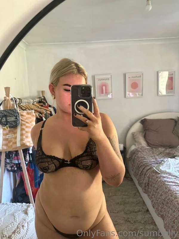 What would you stuff me with ? 🍰❤️‍🔥