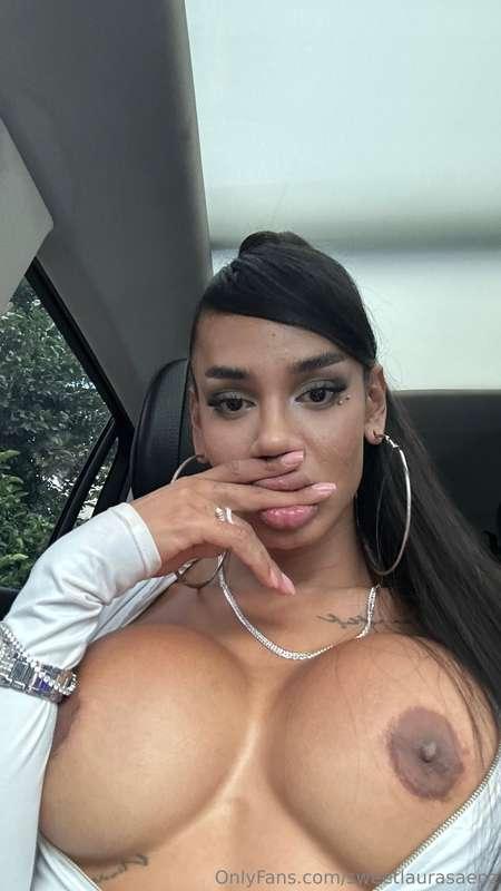 sweetlaurasaenz image #0