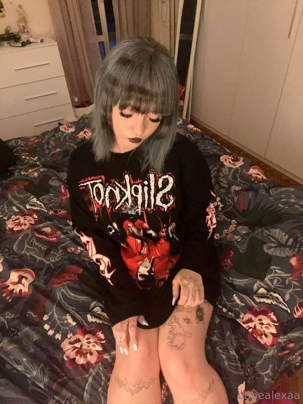 Daddy sono sola soletta in casa mi tieni compagnia? 👉👈