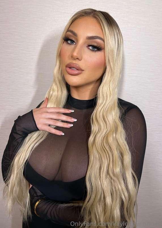 # Hope you have a great day, baby!🥰 
Remember I'm here if yo..