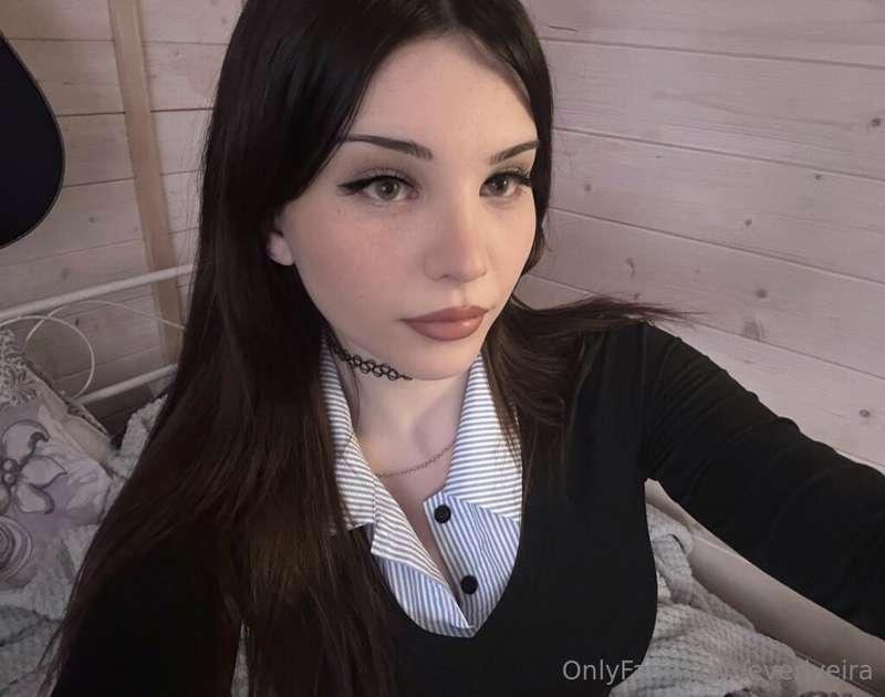 new post in a couple hours when i get back from the store my..