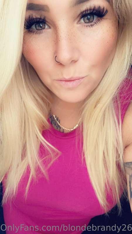 Good morning hunnies!!! I hope you have an amazing day!! 😘