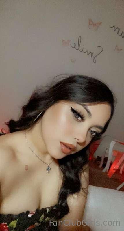 "***PREMIUM LEAKED CONTENT***

Phat ass latina got ghosted a..
