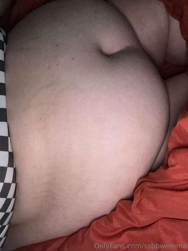 Pre stream belly! Cant wait to see what post stream belly lo..