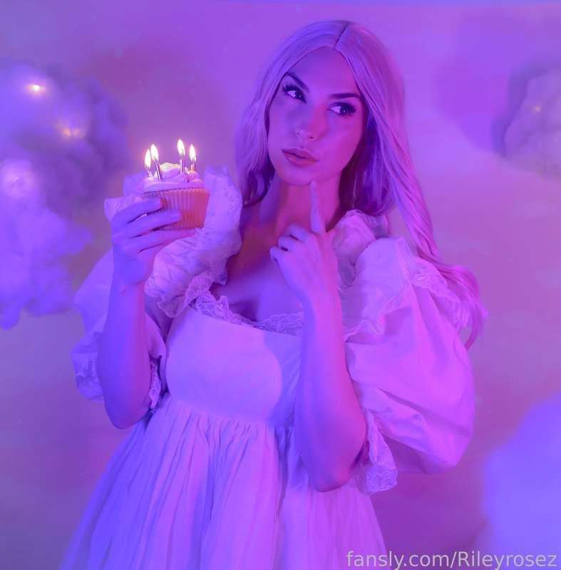 rileyrosez image #11