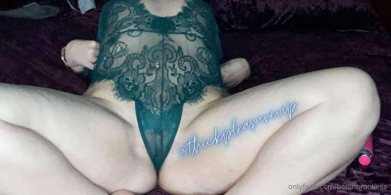 #advertisement A slutty whore ready to rock your world 😉@fre..