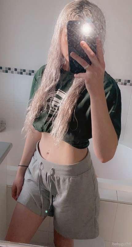 💚💚💚💚💚💚💚💚💚💚💚💚💚💚💚
First post back!! 

here’s some lewds from m..