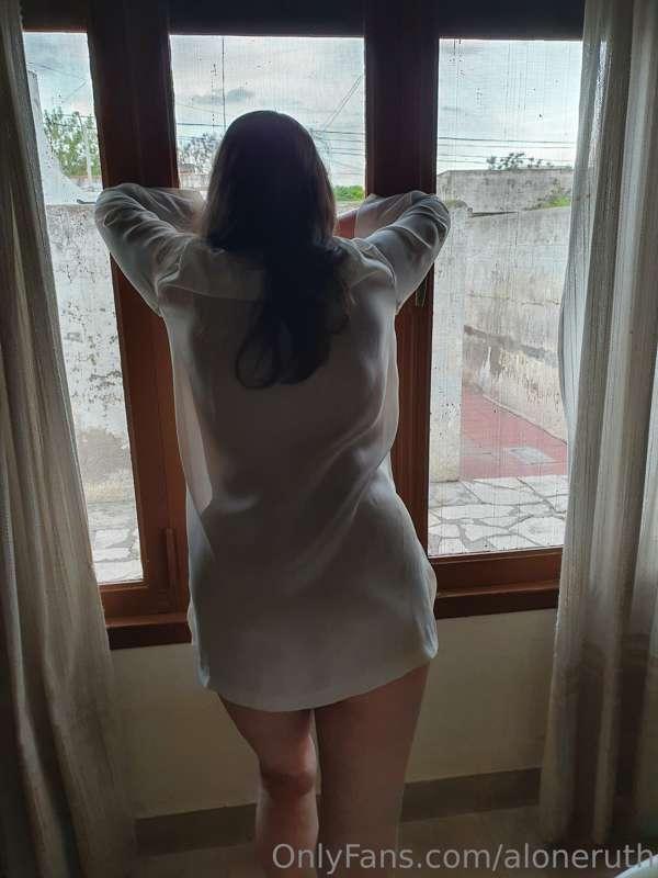 Waiting to feel a very hard cock in my ass 😈😈🔥