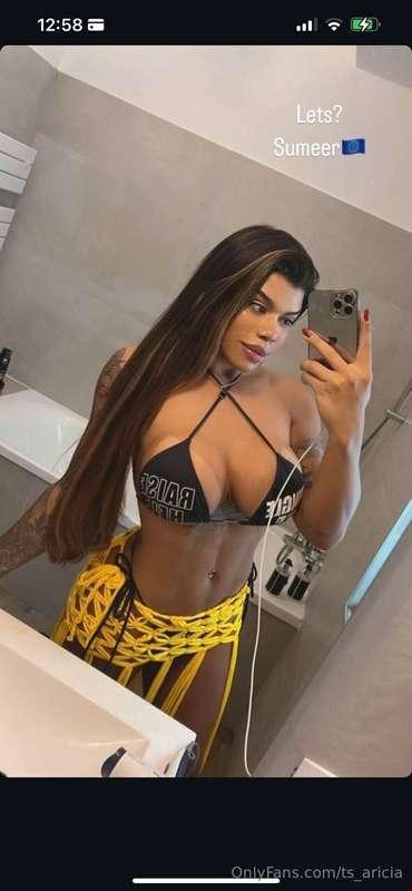 Oh my god, check out my porn star friend JAQUELINE BORGES🌟  ..