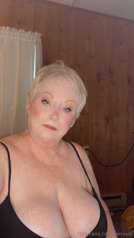 Is there something I can offer you to make you cum right now..