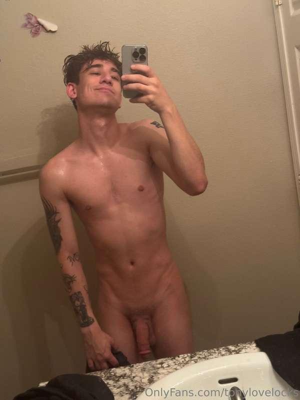 tonylovelocks image #2