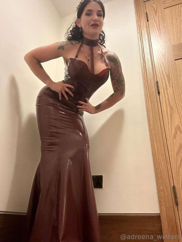 adreenacuckoldress image #2
