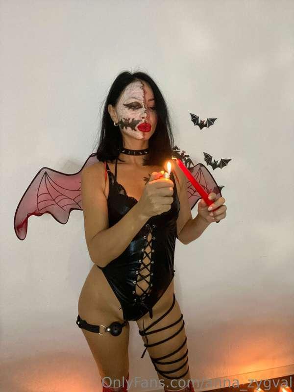 🎃𝐻𝒶𝓅𝓅𝓎 𝐻𝒶𝓁𝓁𝑜𝓌𝑒𝑒𝓃 𝑒𝓋𝑒𝓇𝓎𝑜𝓃𝑒 !🎃
😈𝒲𝒽𝑜 𝓌𝒶𝓃𝓉𝓈 𝓉𝒽𝒶𝓉 𝒷𝒶𝓉 𝓉𝑜𝒹𝒶𝓎?😈