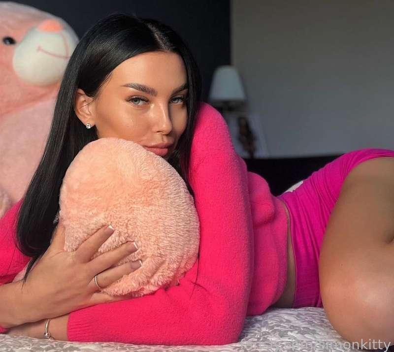 Can i spend the night with you? ☀️☕️

#naked #nude #brunette #fyp #custom #ad #bigtits #horny #bigass #newmodel 