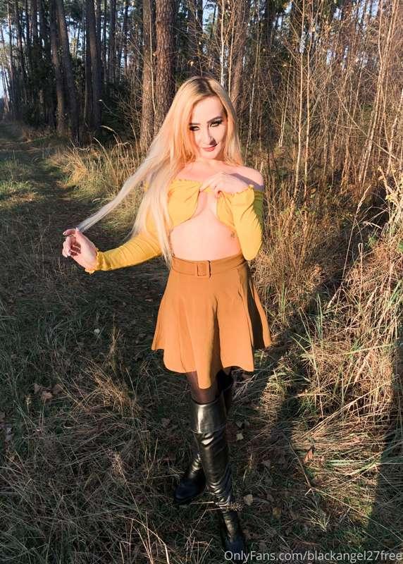 Lubisz jesień? 🍂🍁🍄

Do you like autumn? 🍂🍁🍄