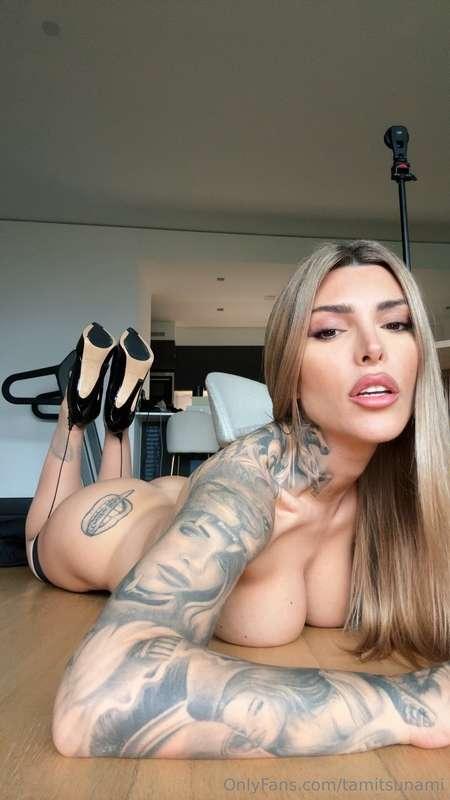 Clean the soles of my shoes