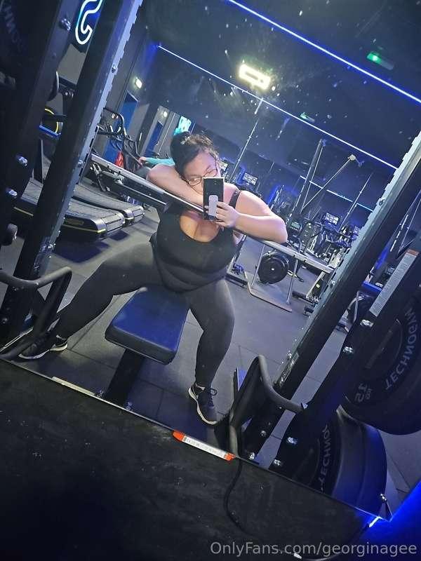 Drop me your favorite workout 👇👇