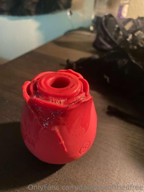 Wanna see the video that got my rose that juicy? Unlock the ..
