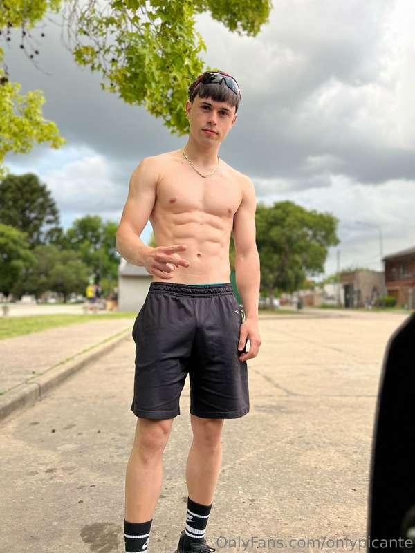 que me harías en la vía pública?