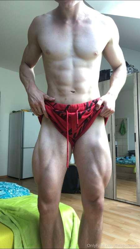 Shredded legs to bone😈 If u want to see more buy this video ..