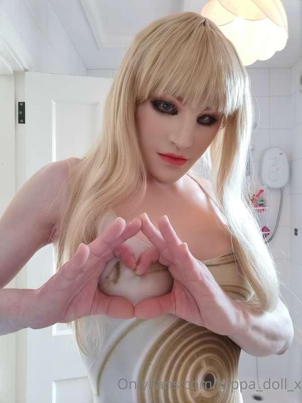 Happy Star Wars Day! This week's throwback to last year's Ma..