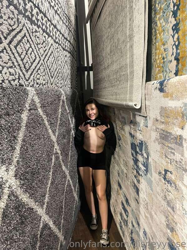 This is what happens when I run errands. 🙈  I love flashing!