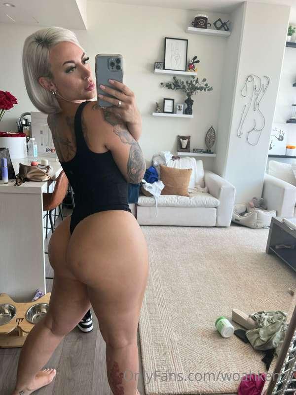 Cheeky 👀🍑