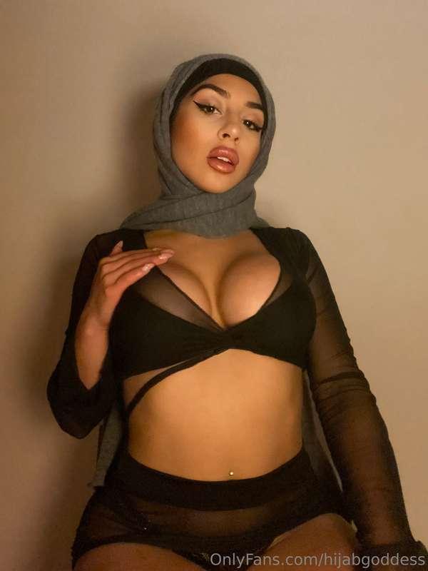 hijabgoddess image #0