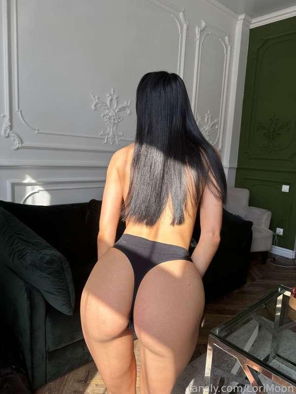 lorimoon image #1