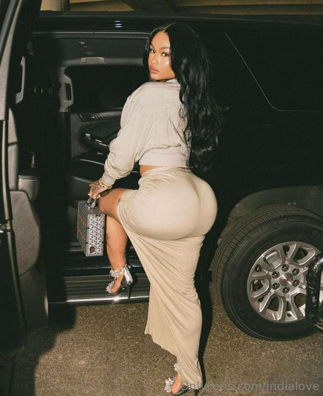 classy bae 💅