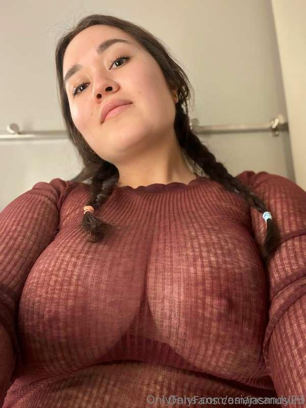 🔥 FREE SUB NOW @asiancandy23 🔥This plump, busty Asian goddes..