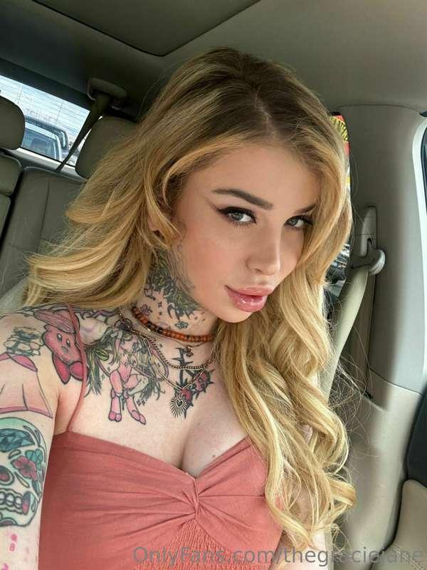 Got a little needy in the car… check your DMs to see why 😘
