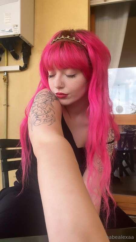 **HO PROPRIO BISOGNO DI QUALCUNO CHE MI METTA IL SORRISO** 🙈..