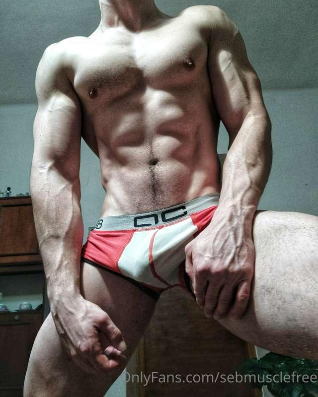 I love this shot 😈💪 if you want to have some fun then unlock..