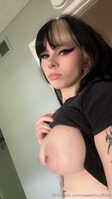 boobiess🖤