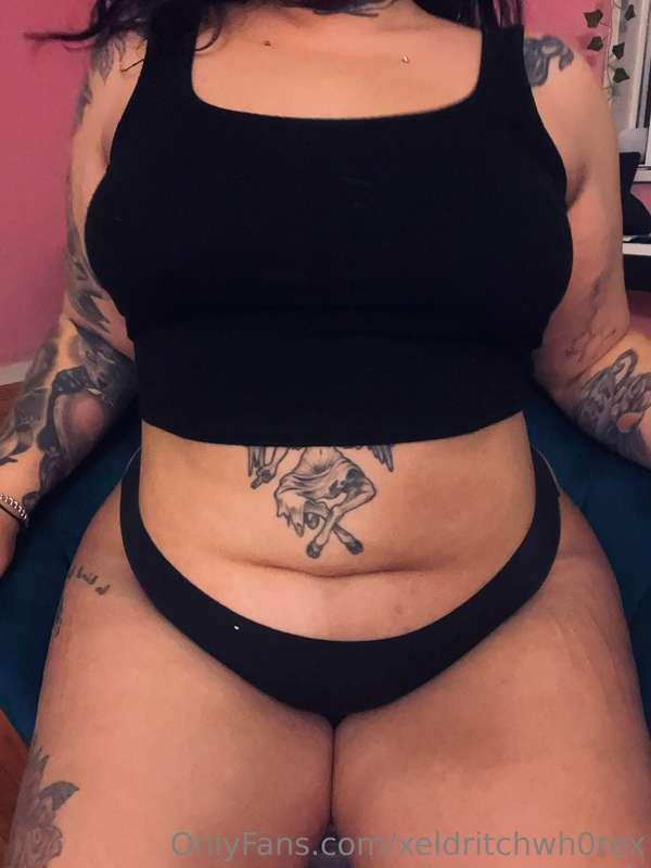 Did you know chubby girls have the wettest pussies? 💦