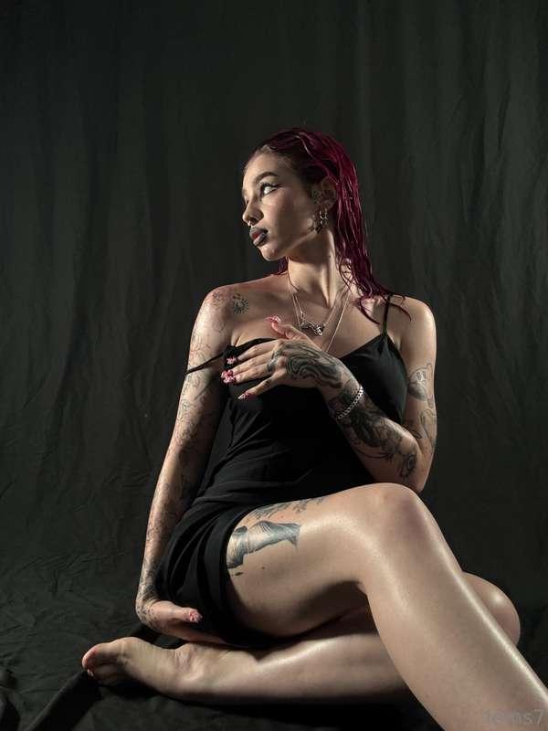 full access comes with full submission 💘 @lems7 