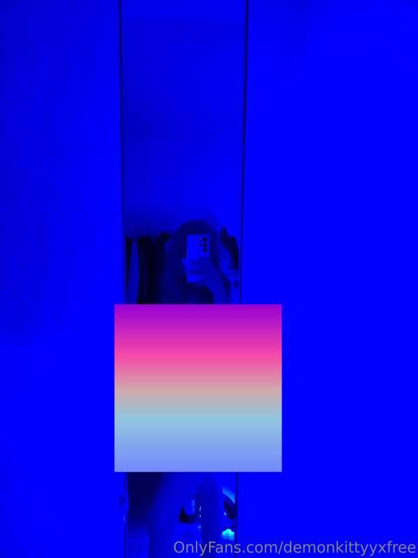 Blue Light Set o.oImplied nude, aesthetic, blue light 