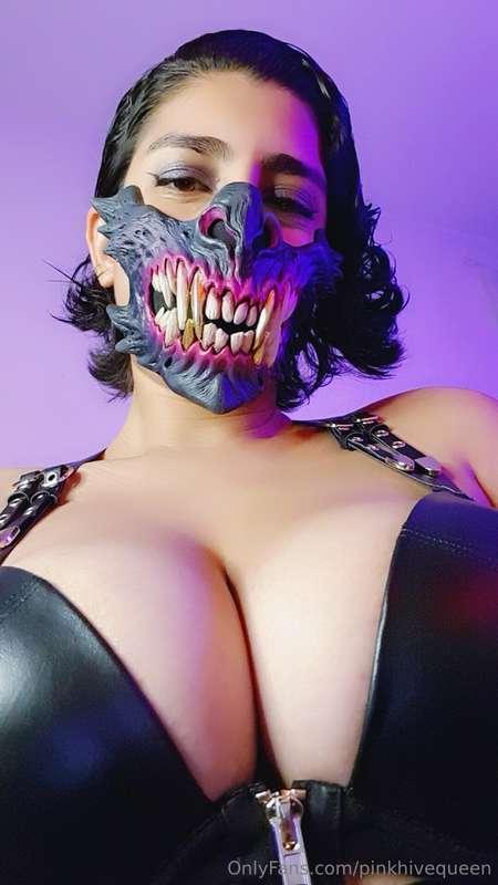 Snu snu? ~ 🖤🖤🖤