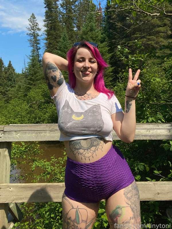 Went for an outing yesterday &amp; the mosquitos were eating me alive but I got a few photos at least 😂💞

#outdoors #public #flashing #tattooed #alt #fyp