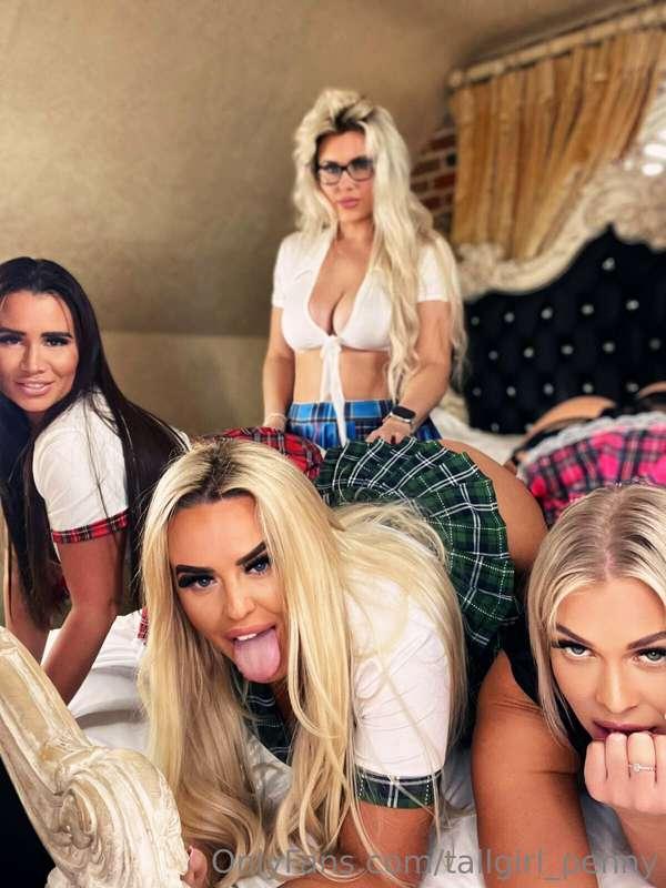 Want to see us get naughty - GGGG bundle cuming round 😈