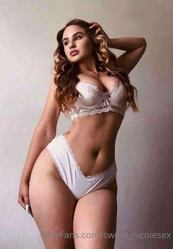 ❤️ONLINE NOW❤️

@mrsnatalie🍑

She has big ass🫣🫢
Natural tits..