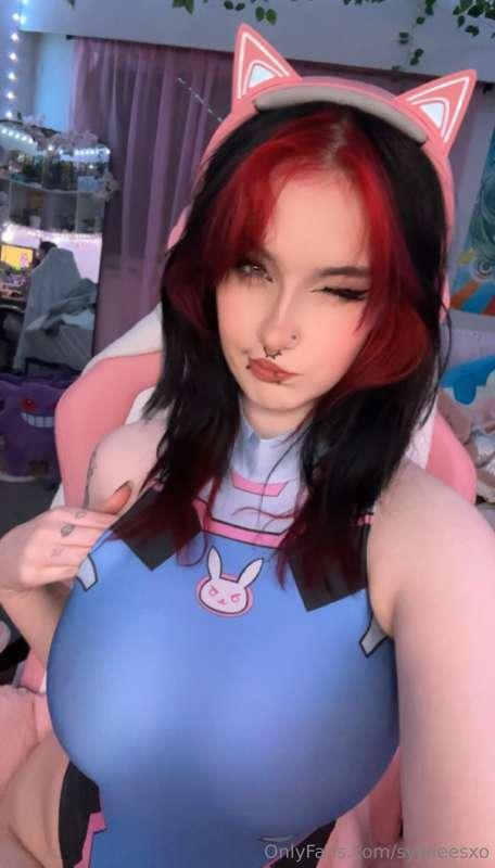sylvieesxo image #4