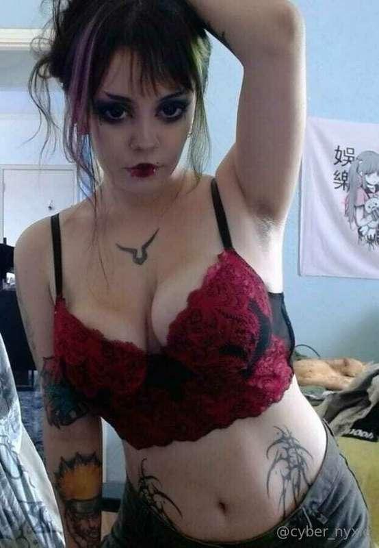dont mind the mess back there lol ;P